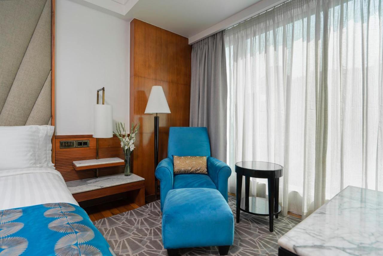 Hotel Intercontinental Marine Drive Mumbai By Ihg Exterior foto