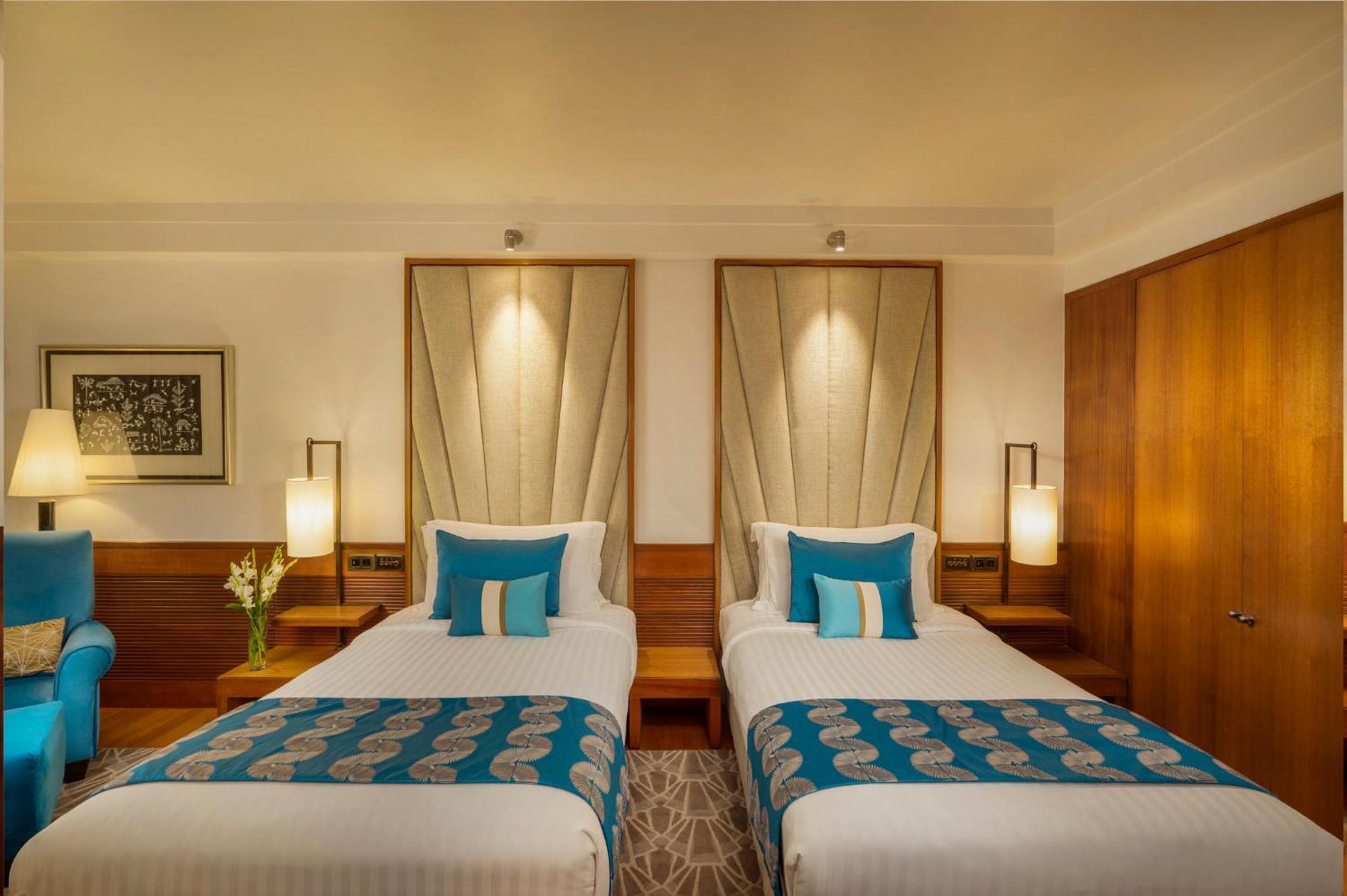 Hotel Intercontinental Marine Drive Mumbai By Ihg Exterior foto